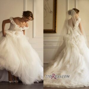 2021 Flowers A-line Ruffles Sweep-Train Tulle Off-the-shoulder Modern Wedding Dress_A-Line Wedding Dresses_Wedding Dresses_High Quality Wedding Dresse