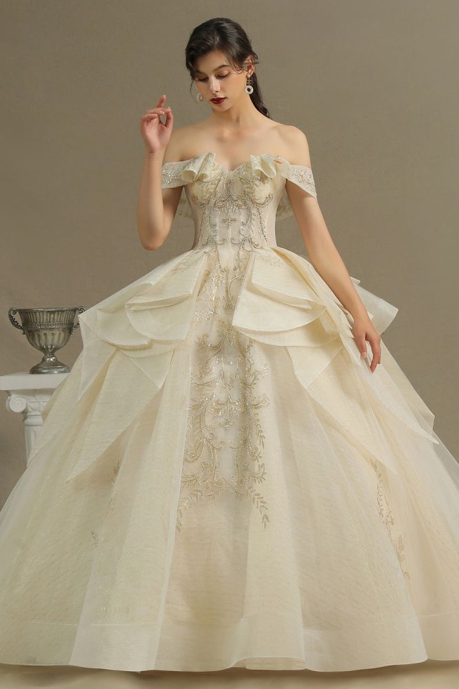 Precioso vestido de bola con apliques florales y hombros descubiertos Vestido de novia marfil aline